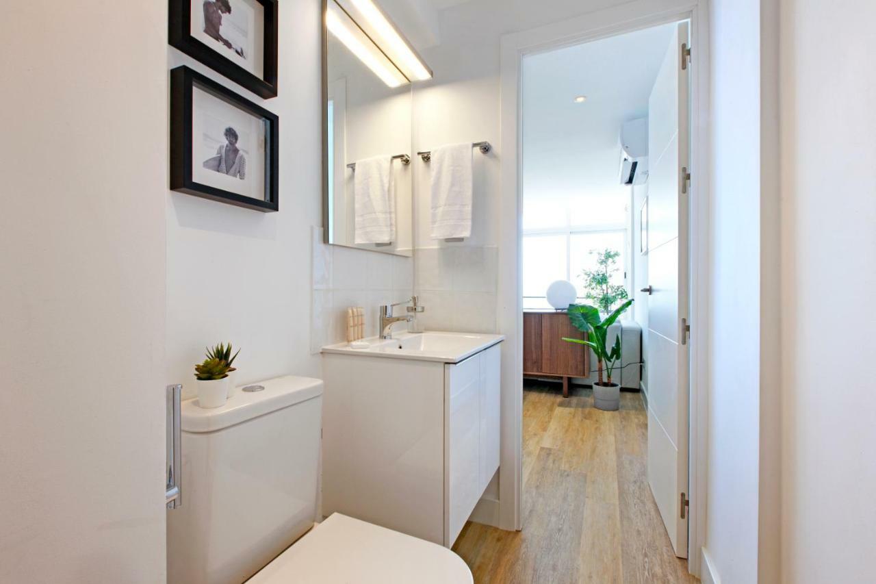 Picasso Boutique Apartment Torremolinos Exterior photo